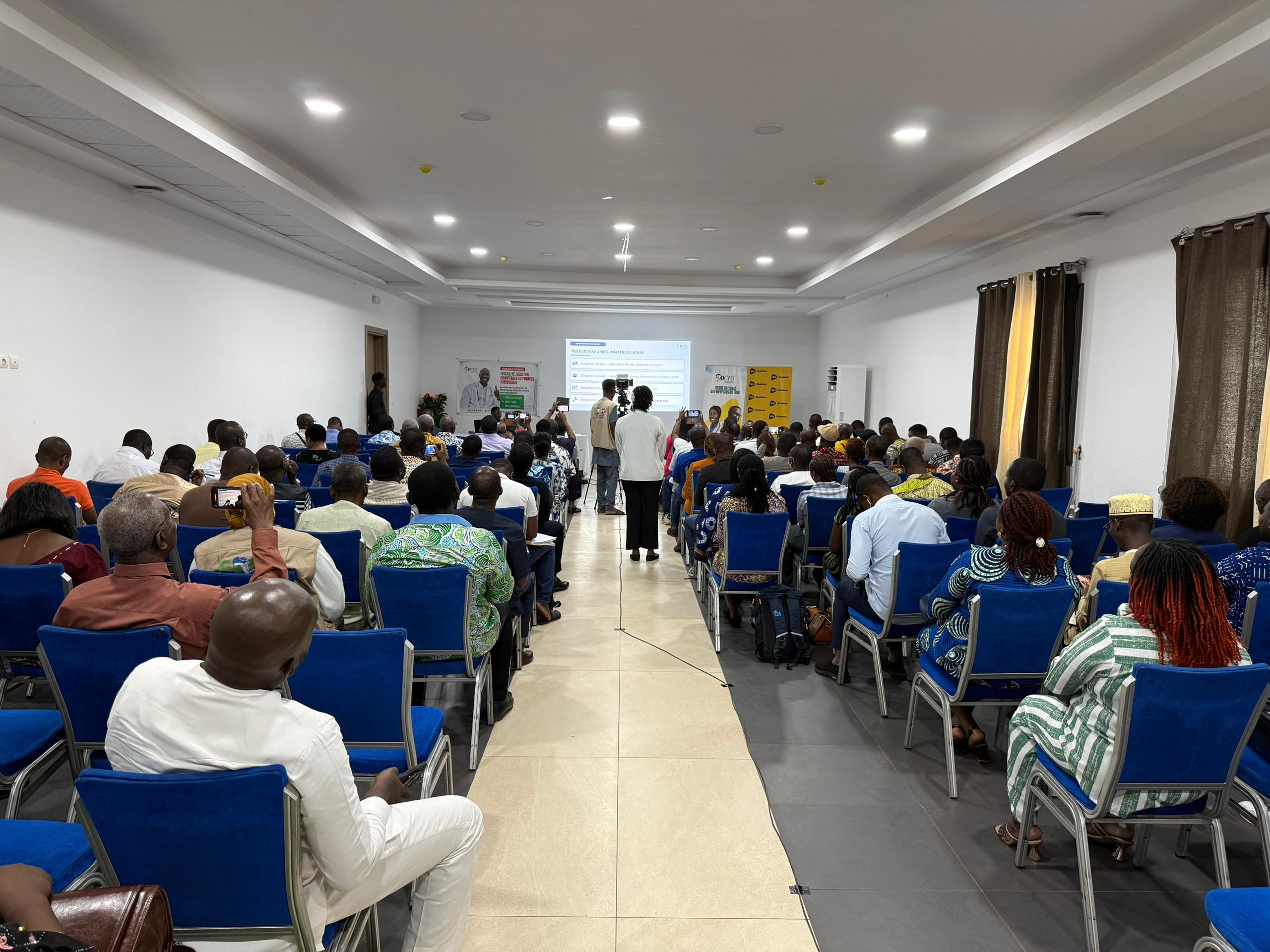 Fiscalité, comptabilité, gouvernance : les médecins togolais passent à l'école de l'entreprise